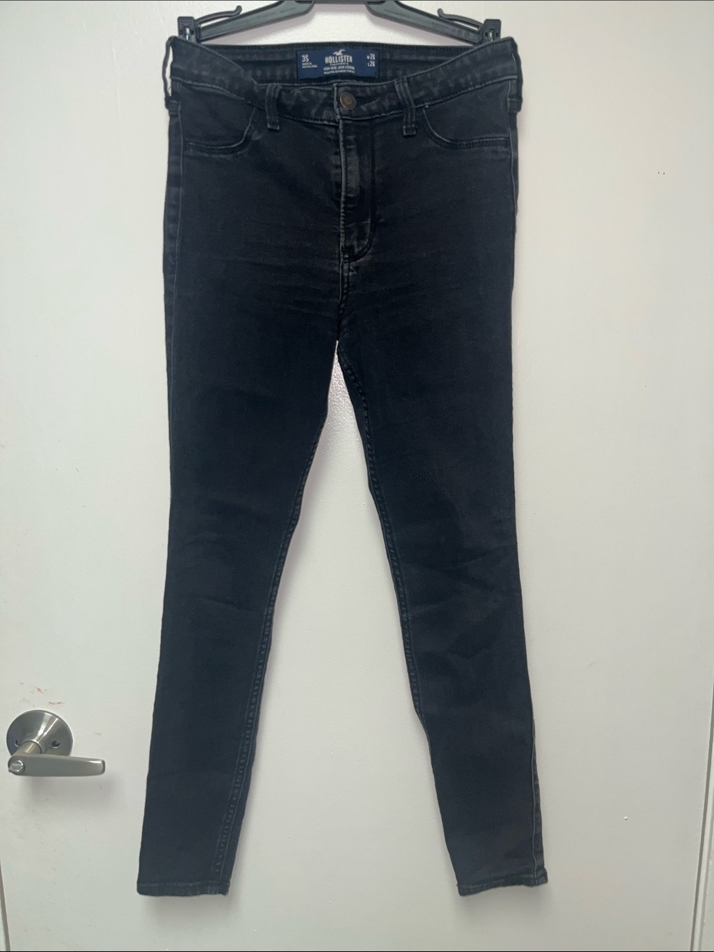 Hollister Black High-Rise Skinny Jeans - Women's